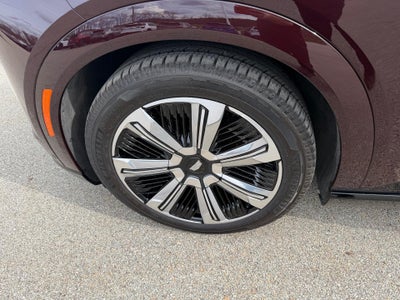 2025 Cadillac ESCALADE IQ Luxury 2