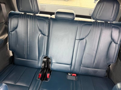 2025 Cadillac ESCALADE IQ Luxury 2