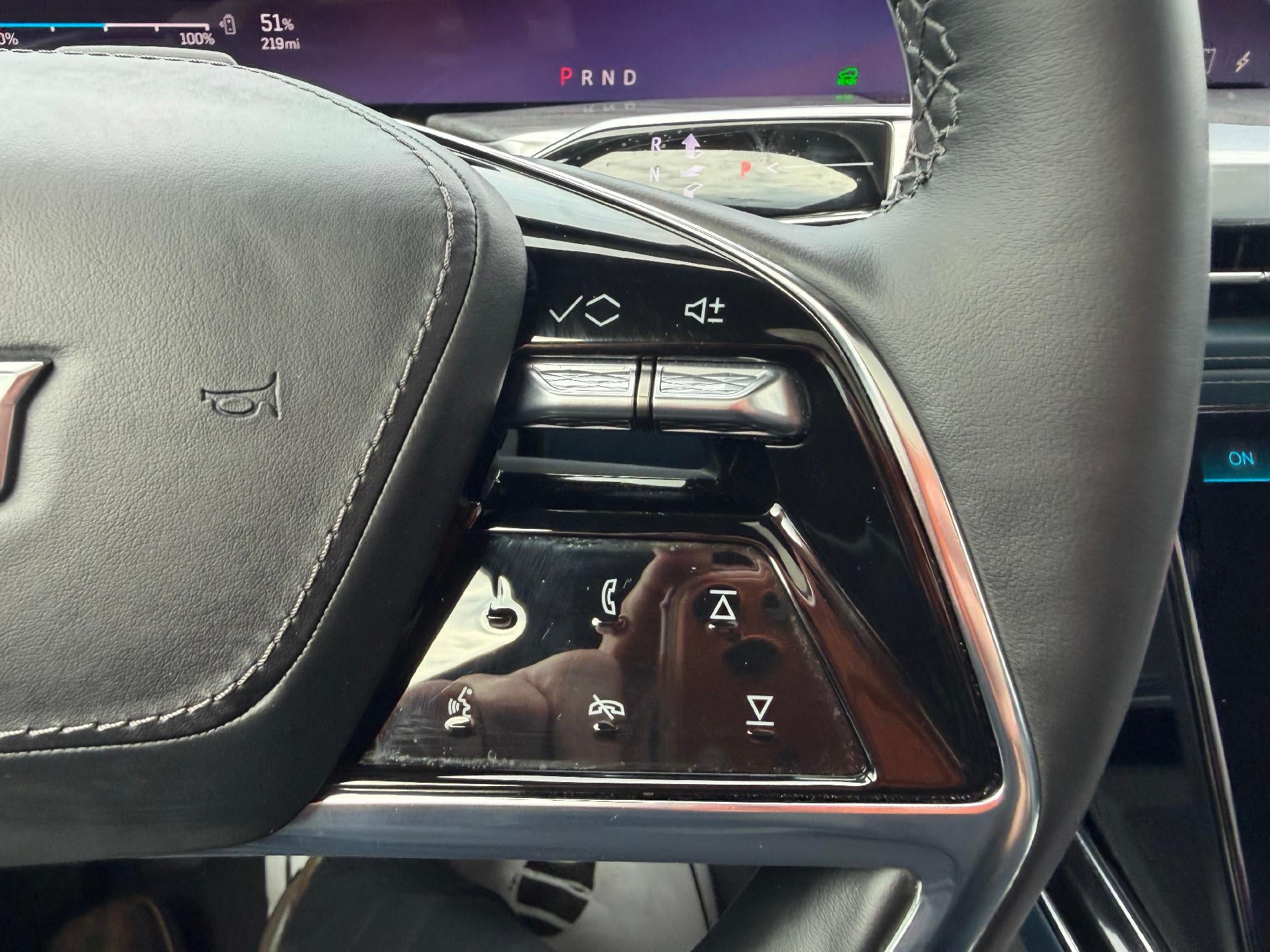 2025 Cadillac ESCALADE IQ Luxury 2