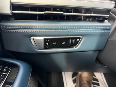 2025 Cadillac ESCALADE IQ Luxury 2