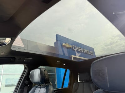 2025 Cadillac ESCALADE IQ Luxury 2