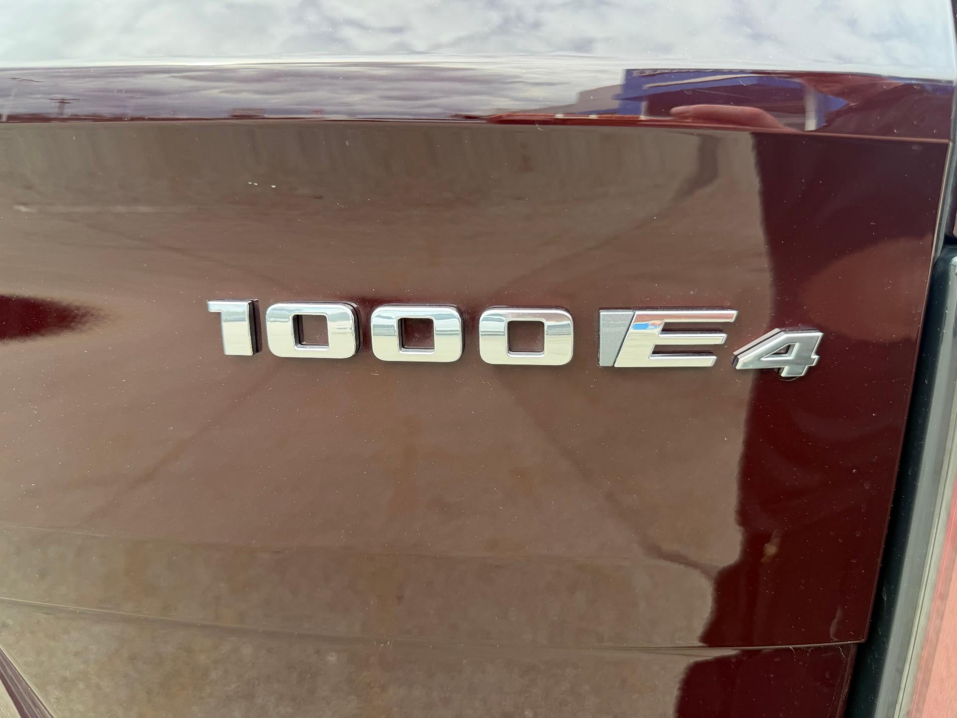 2025 Cadillac ESCALADE IQ Luxury 2