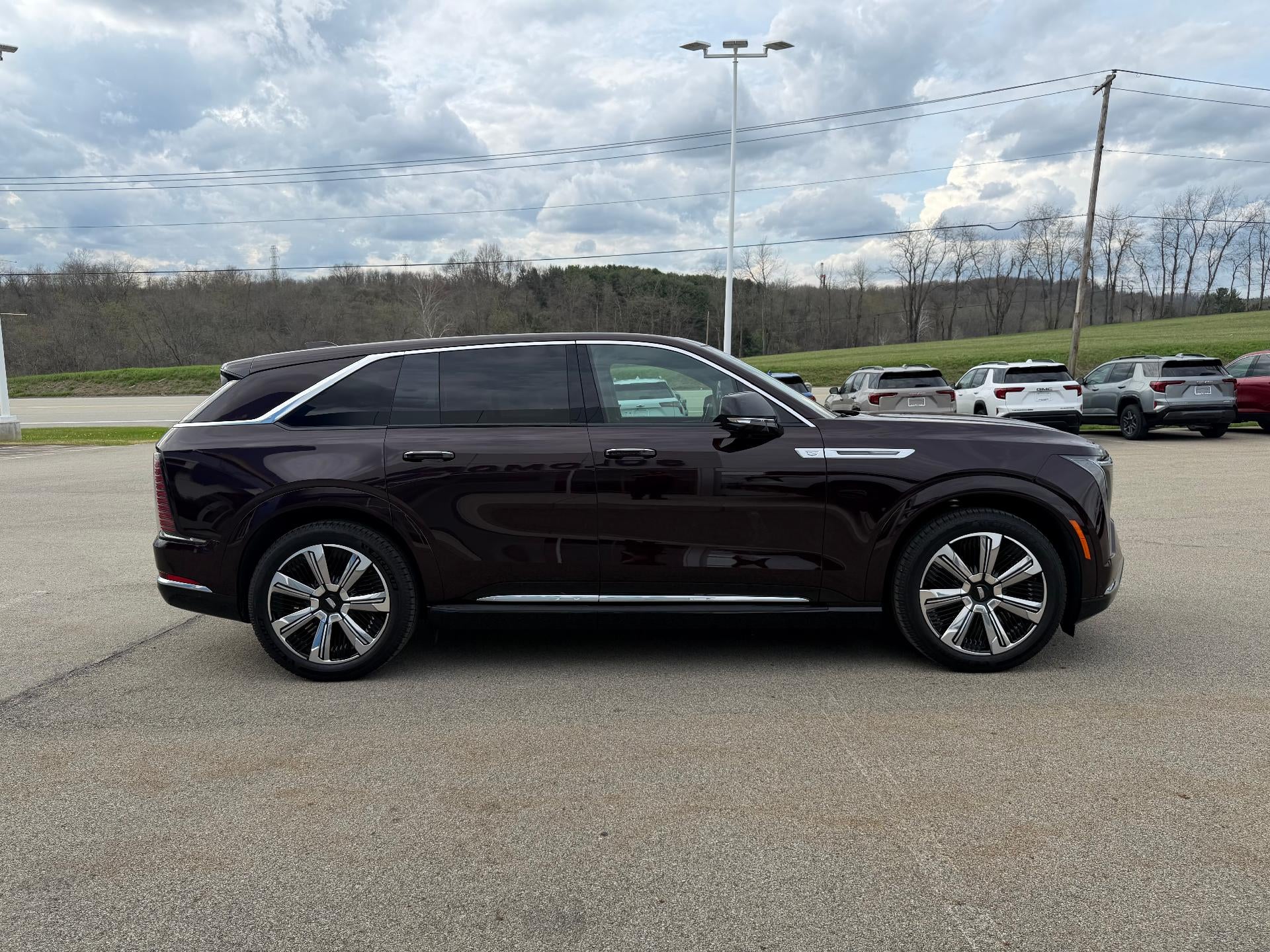 2025 Cadillac ESCALADE IQ Luxury 2