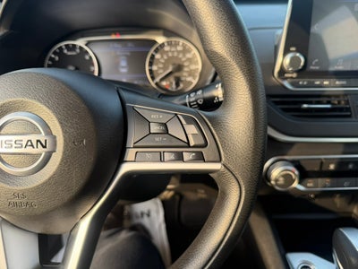 2022 Nissan Altima SV FWD
