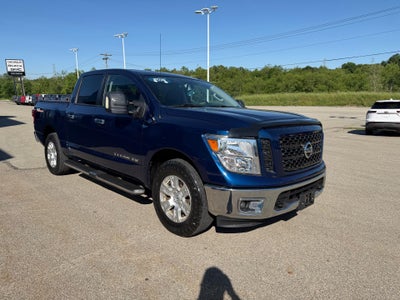 2019 Nissan TITAN SV