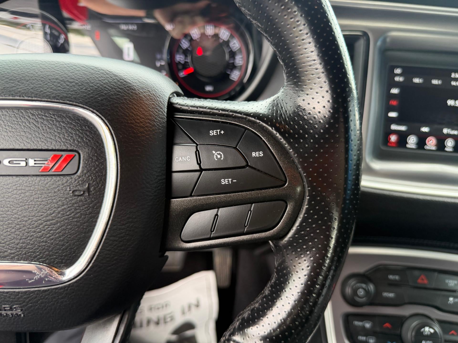 2022 Dodge Challenger SXT