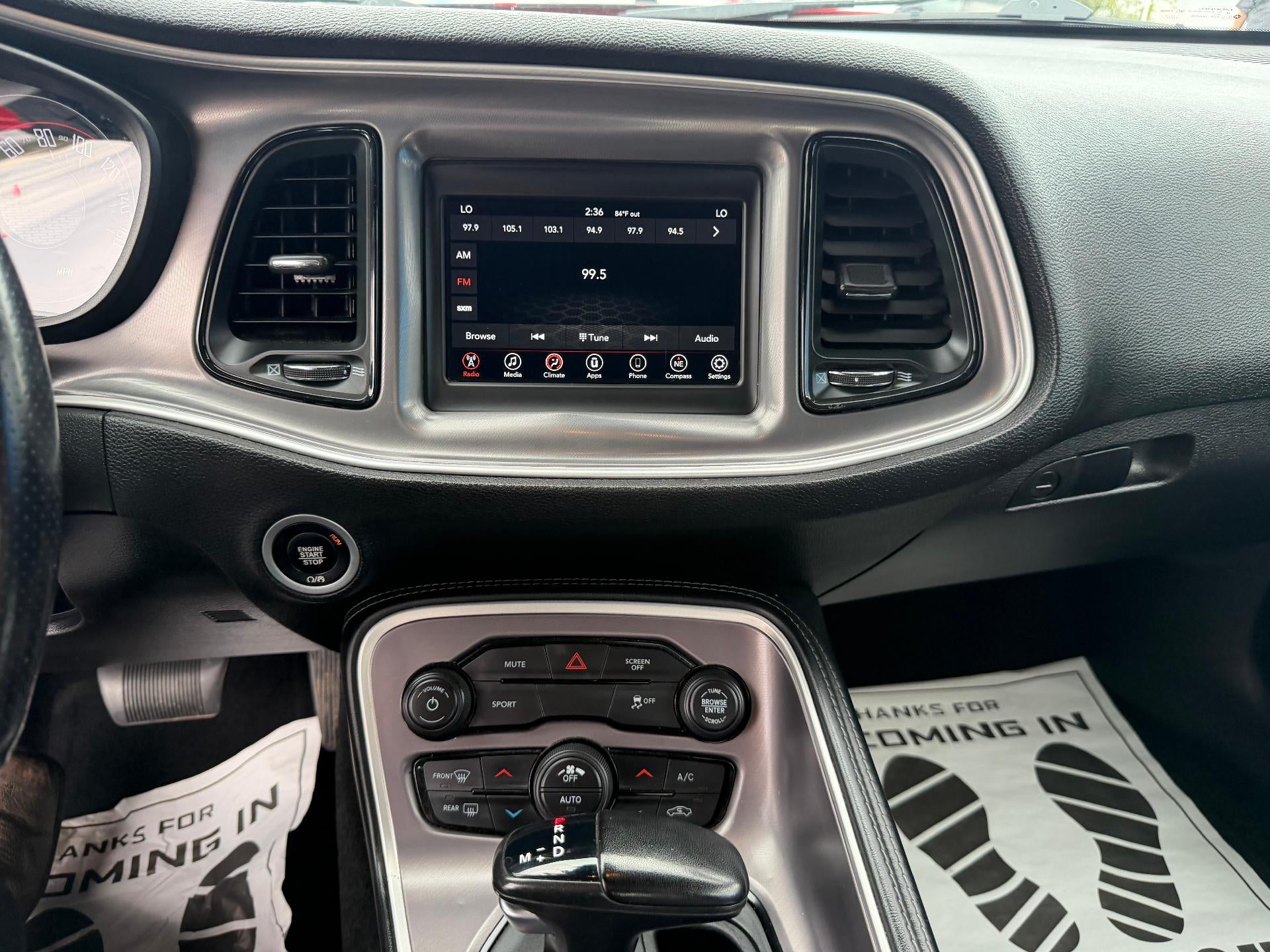 2022 Dodge Challenger SXT