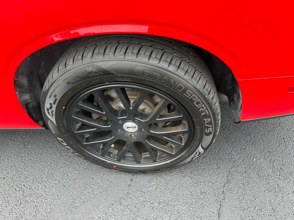 2019 Dodge Challenger SXT AWD
