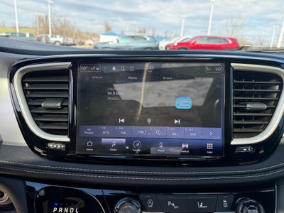 2022 Chrysler Pacifica Touring L AWD