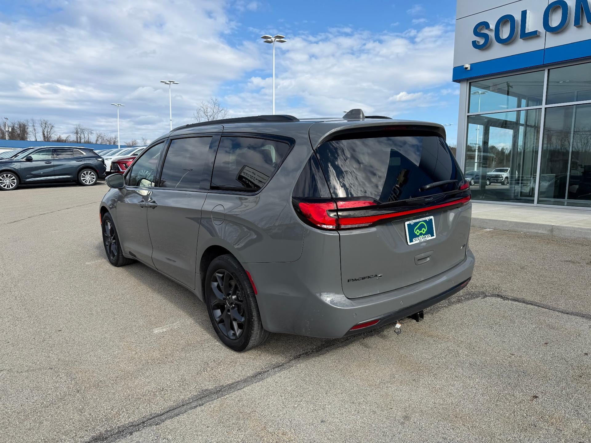 2022 Chrysler Pacifica Touring L AWD