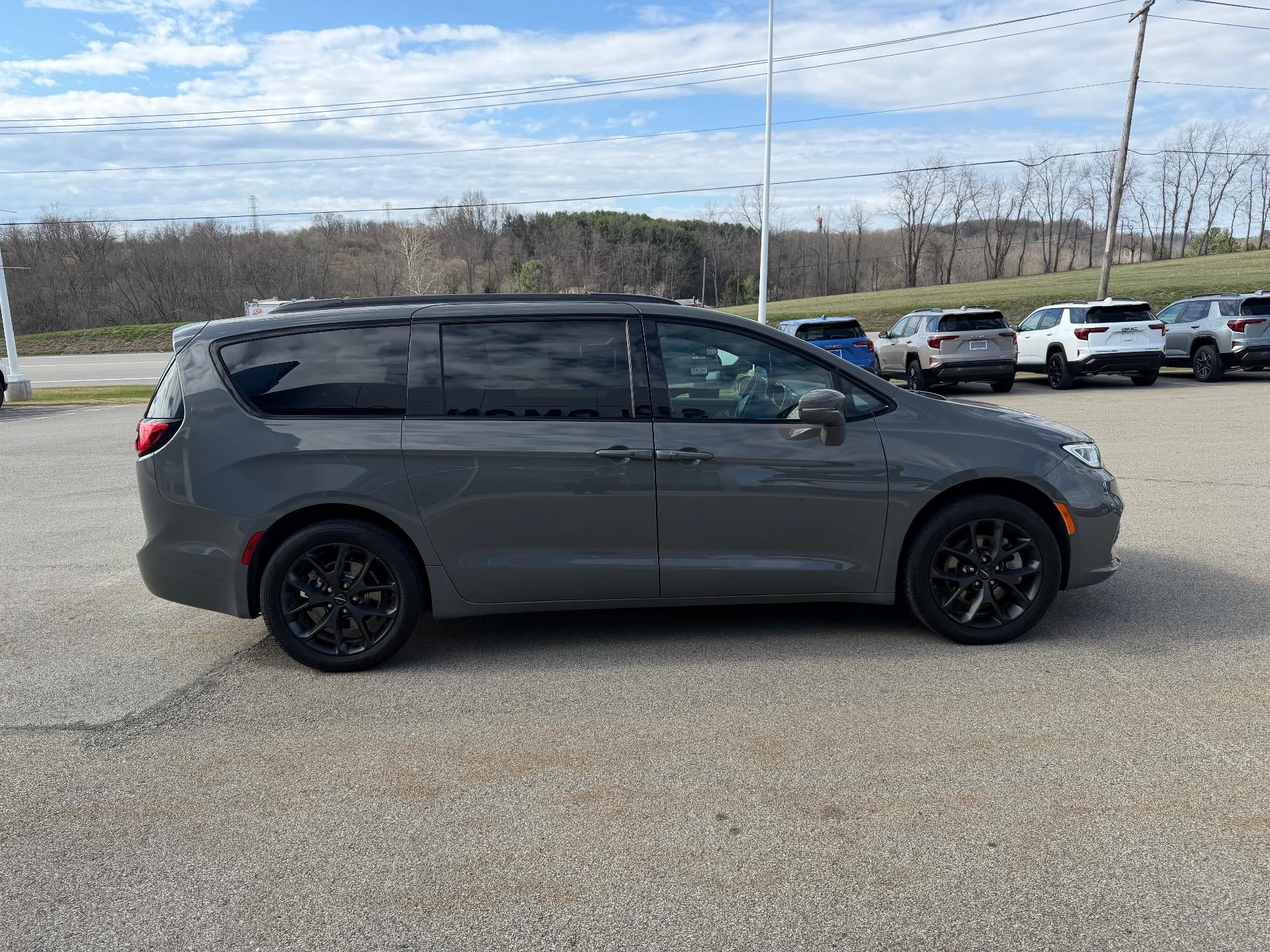 2022 Chrysler Pacifica Touring L AWD