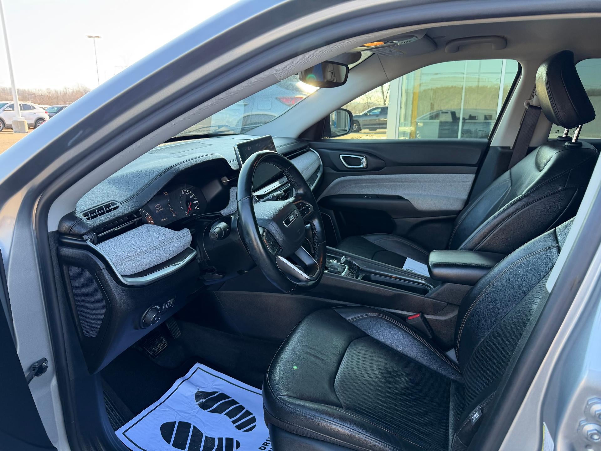 2022 Jeep Compass Latitude Lux 4x4