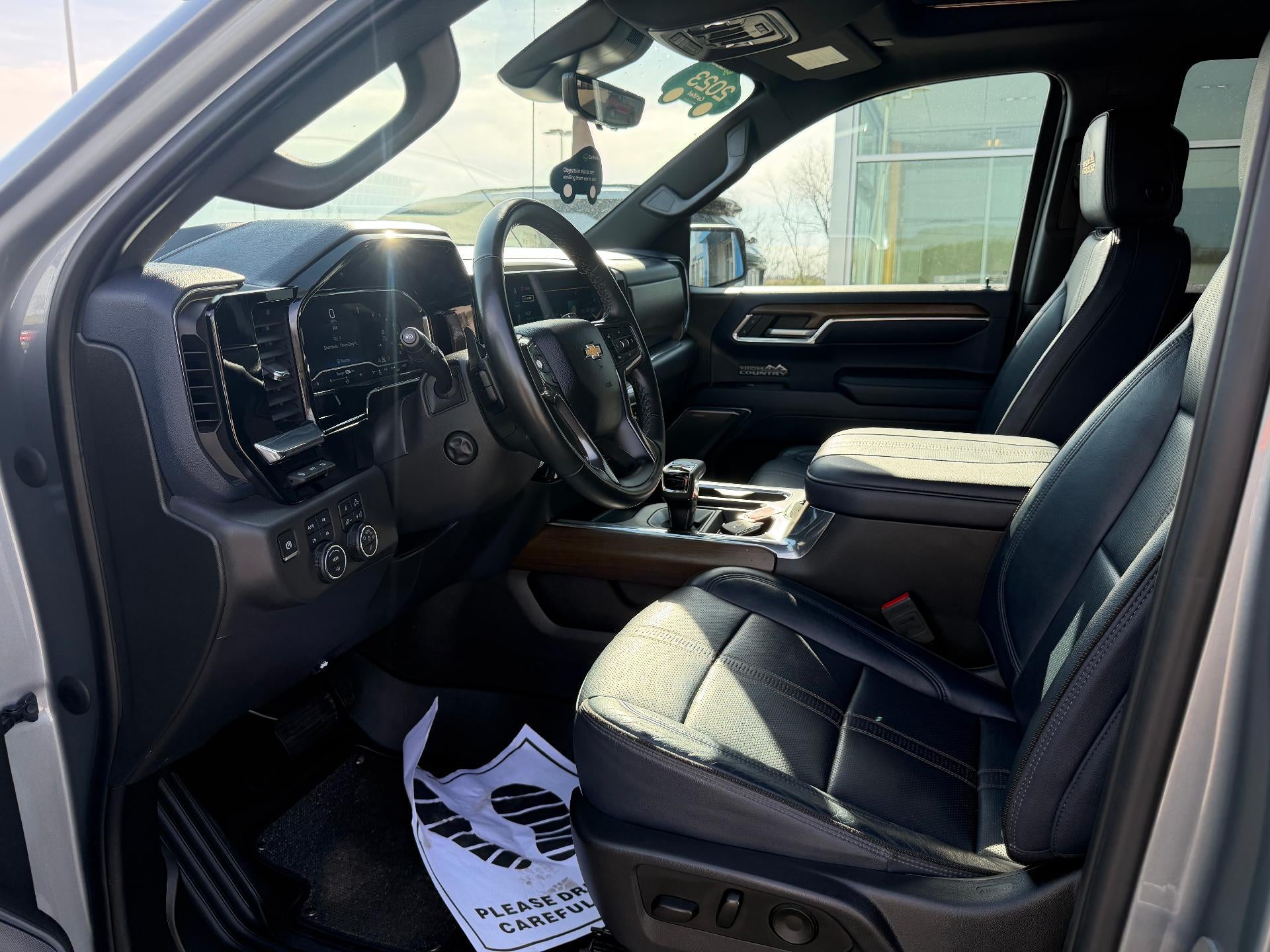 2023 Chevrolet Silverado 1500 High Country