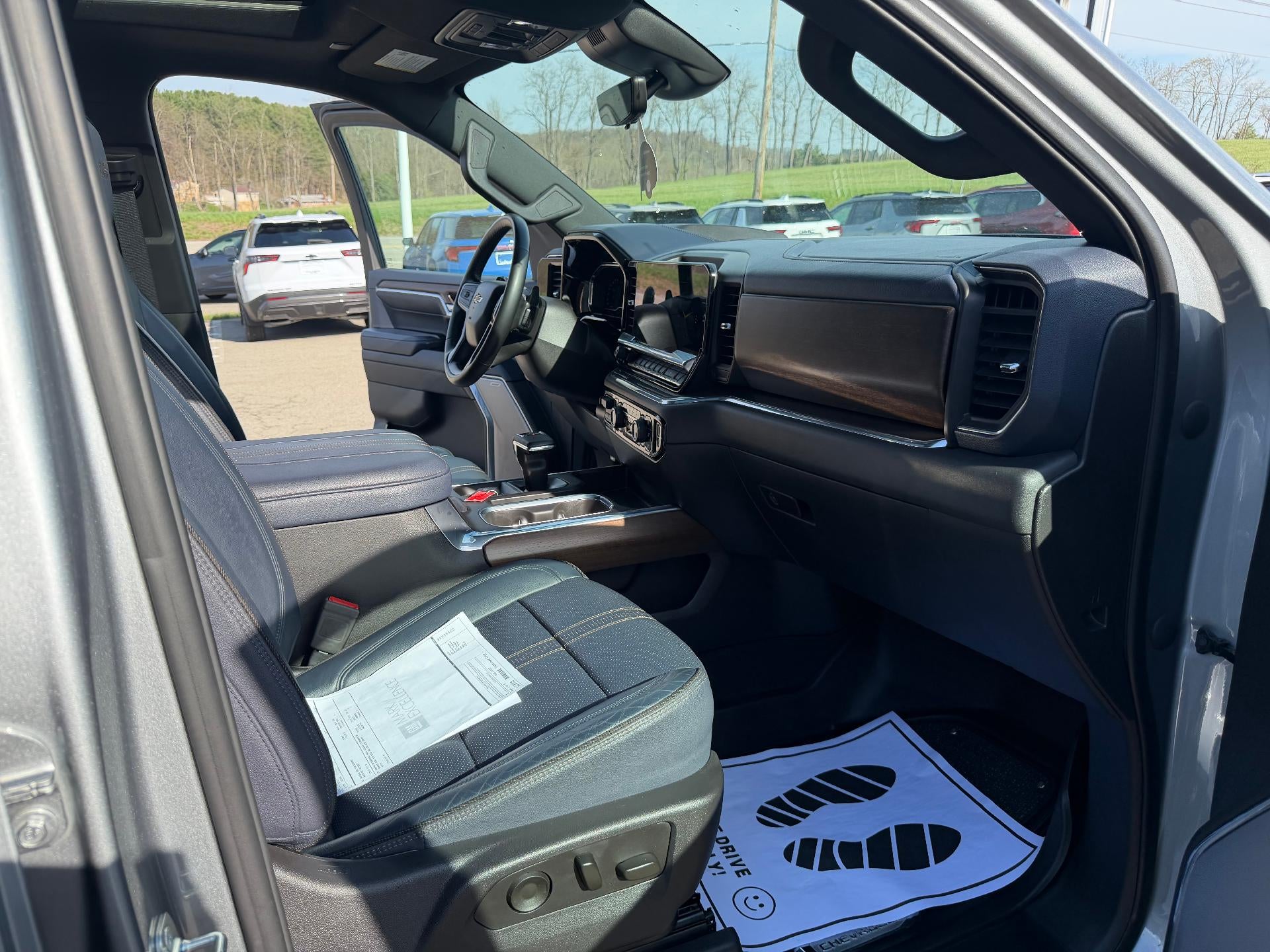 2023 Chevrolet Silverado 1500 High Country