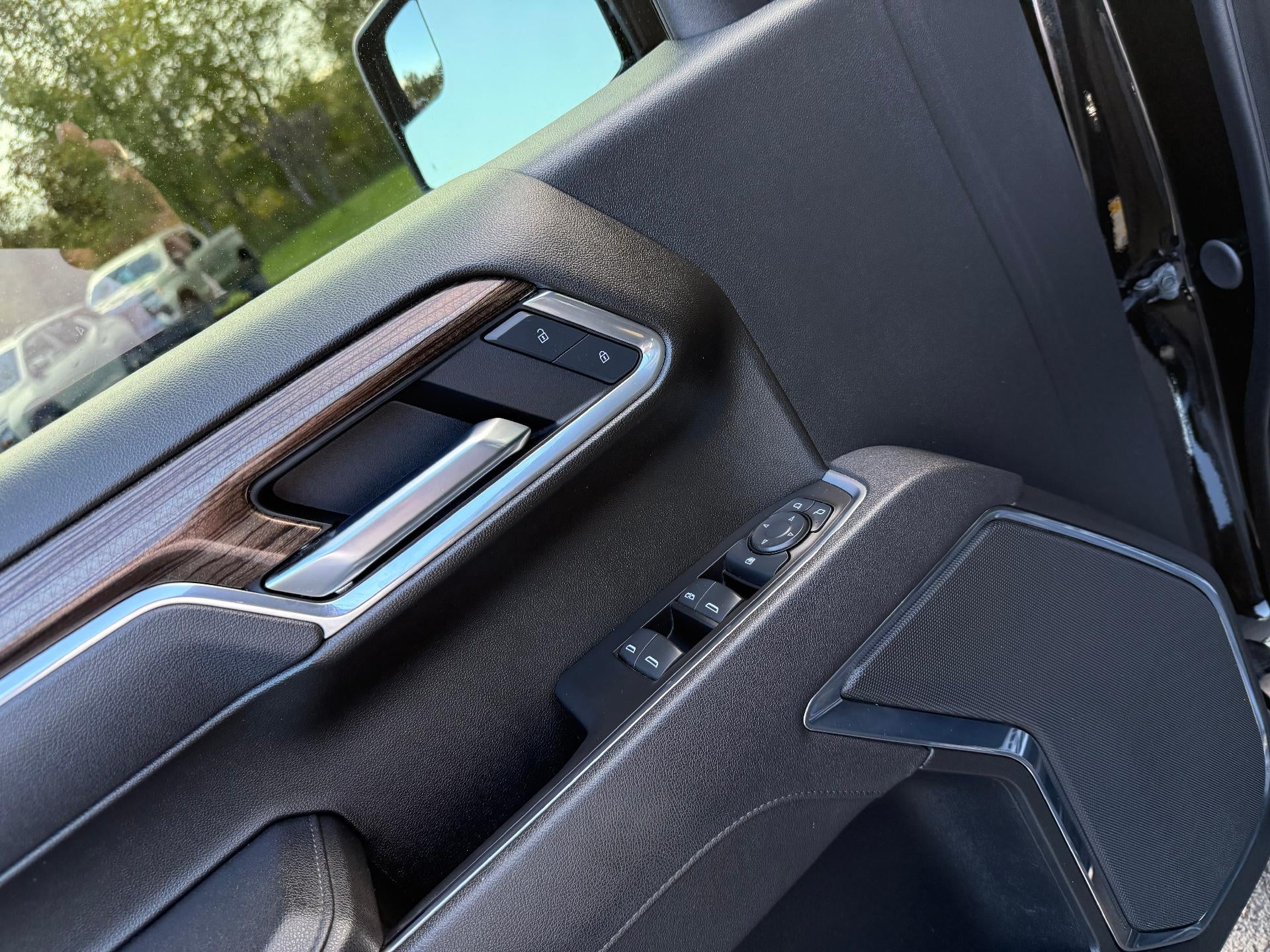 2025 Chevrolet Silverado 1500 LT Trail Boss - Photo 18