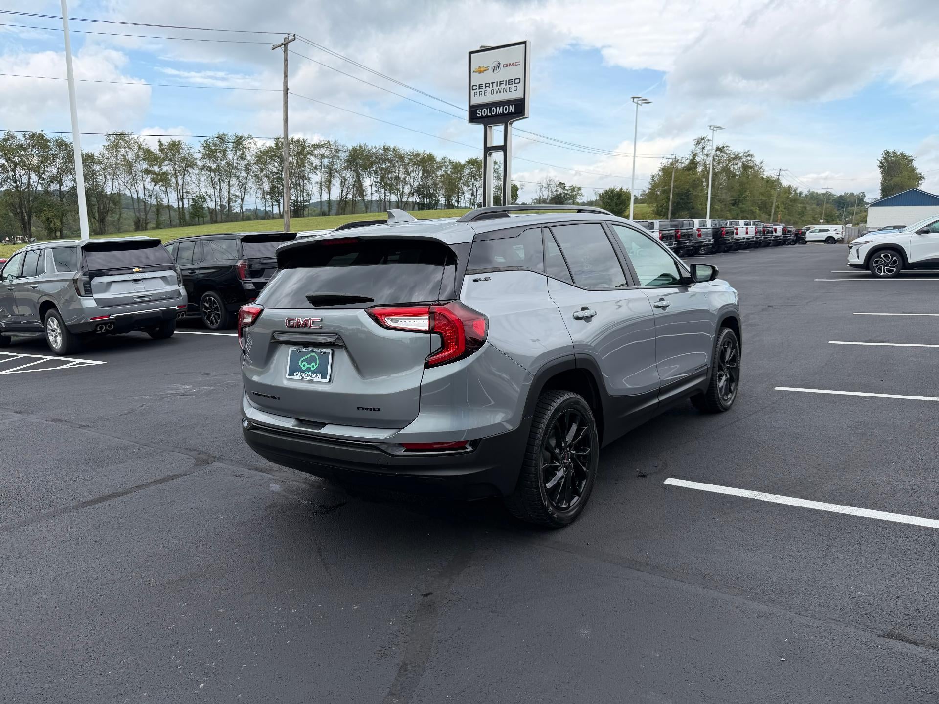 2024 GMC Terrain SLE