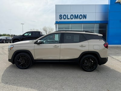2023 GMC Terrain SLT