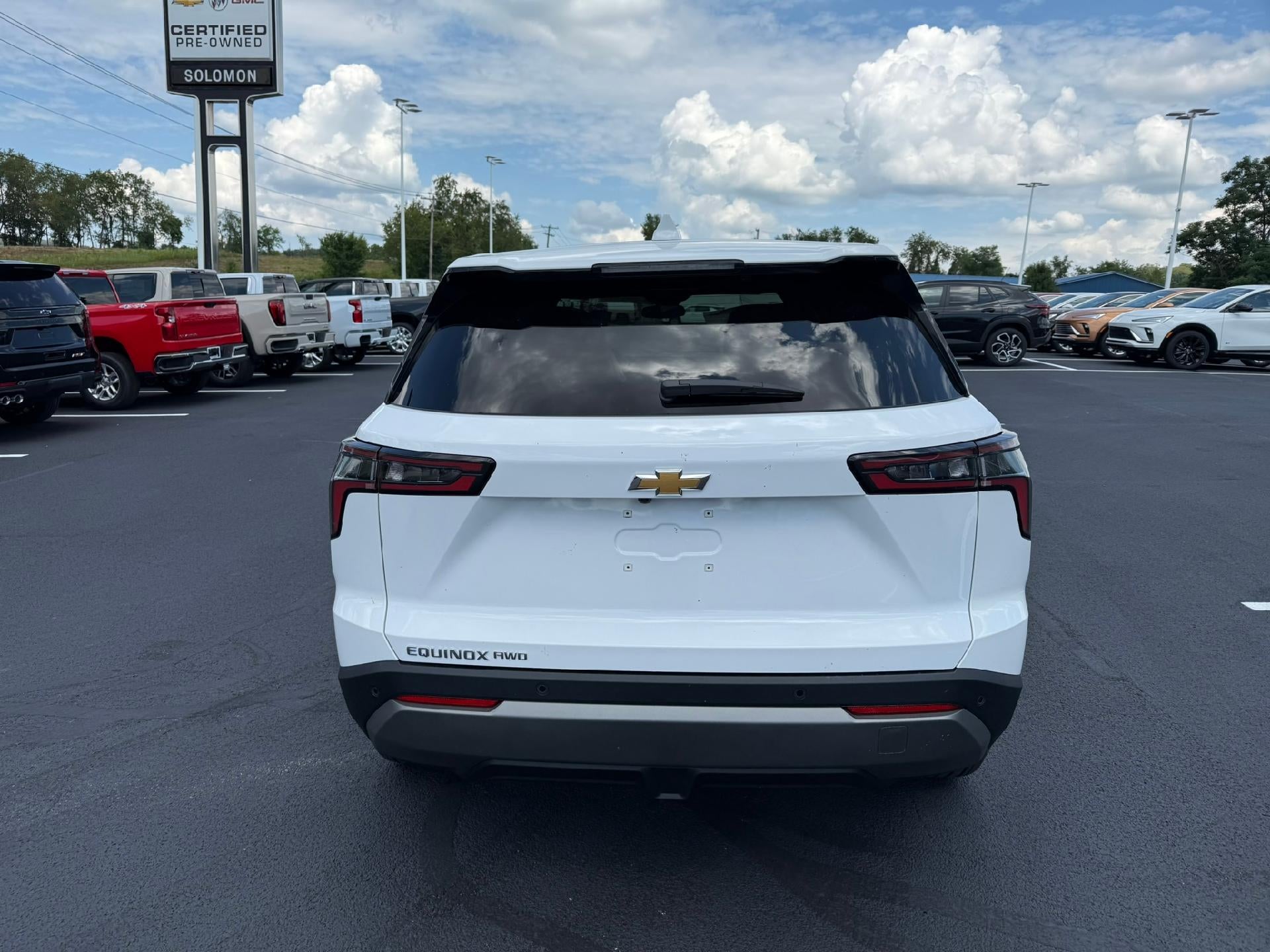 2027 Chevrolet Equinox LT
