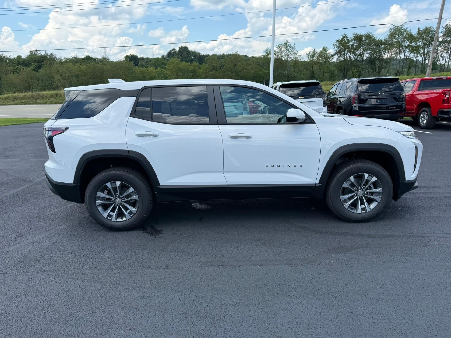 2027 Chevrolet Equinox LT