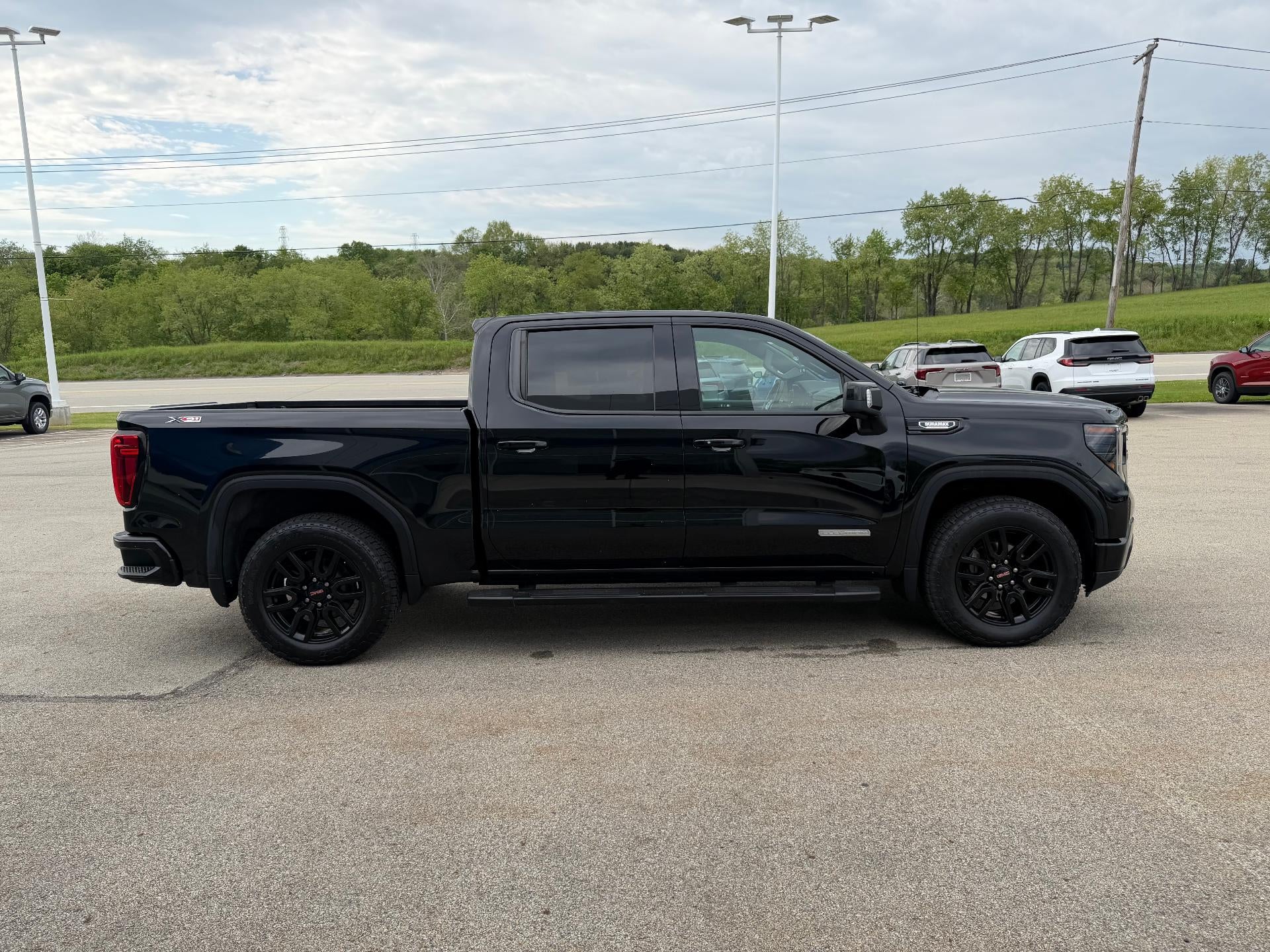2022 GMC Sierra 1500 Elevation