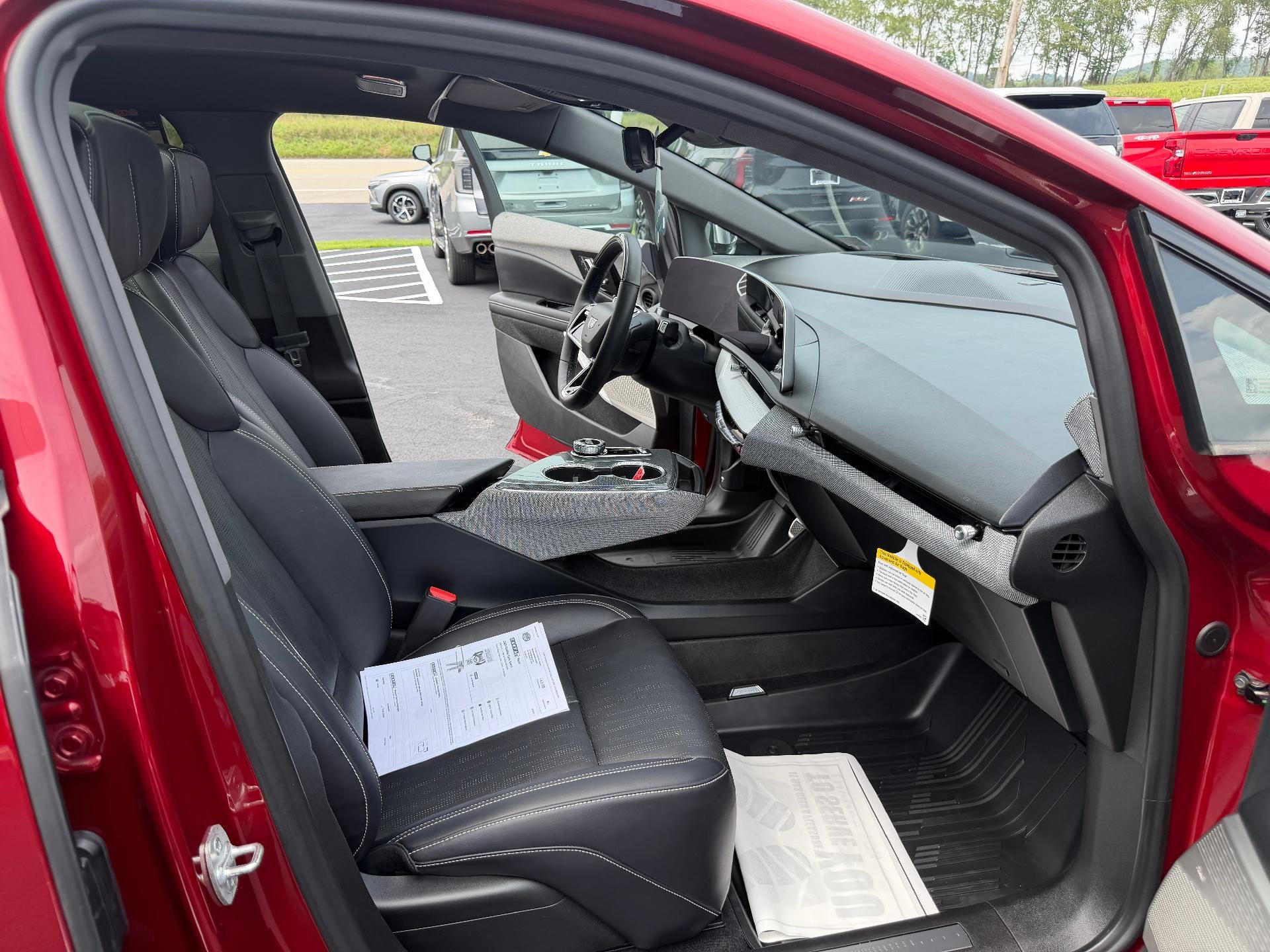 2025 Cadillac OPTIQ Sport 2