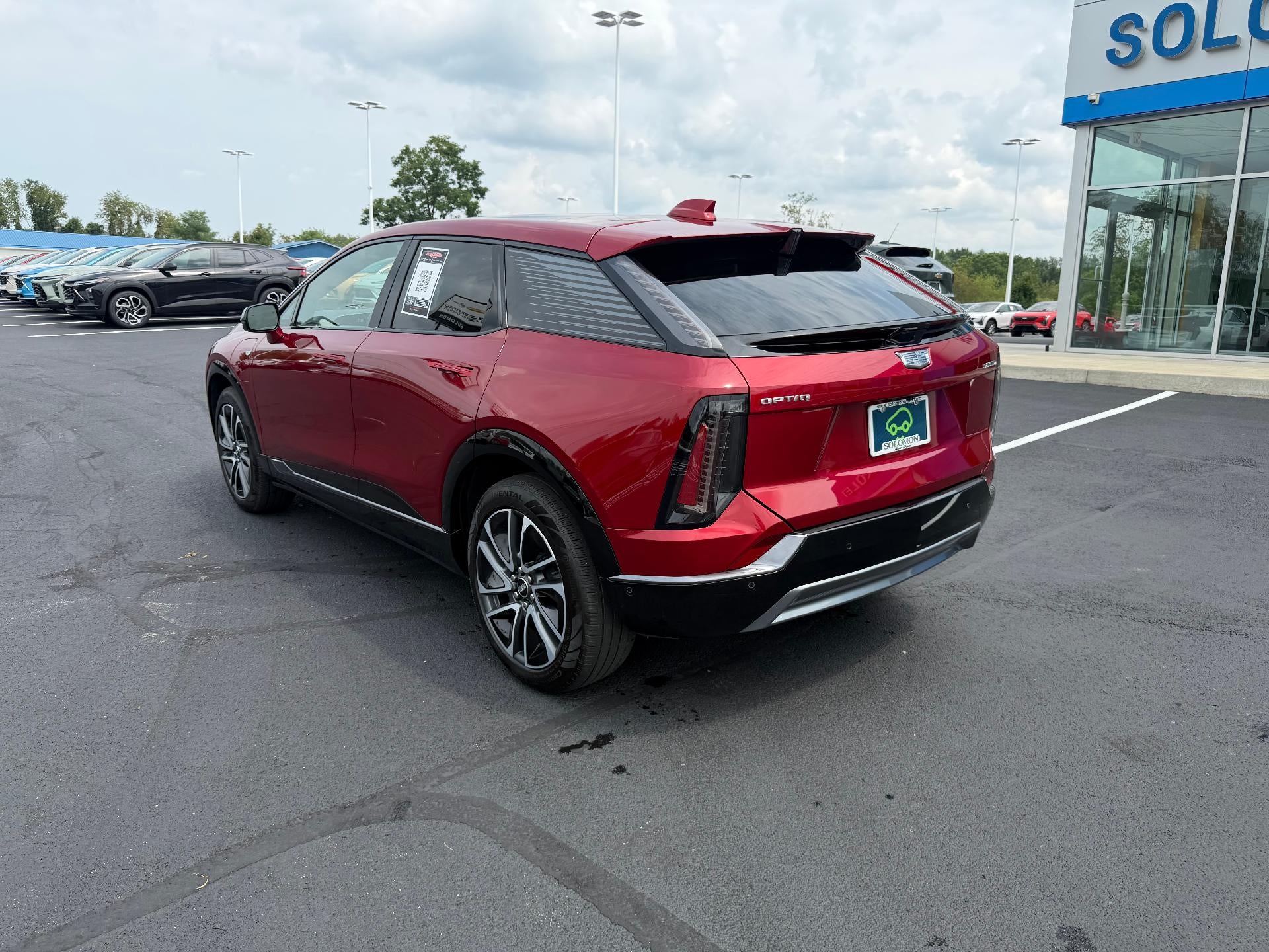 2025 Cadillac OPTIQ Sport 2