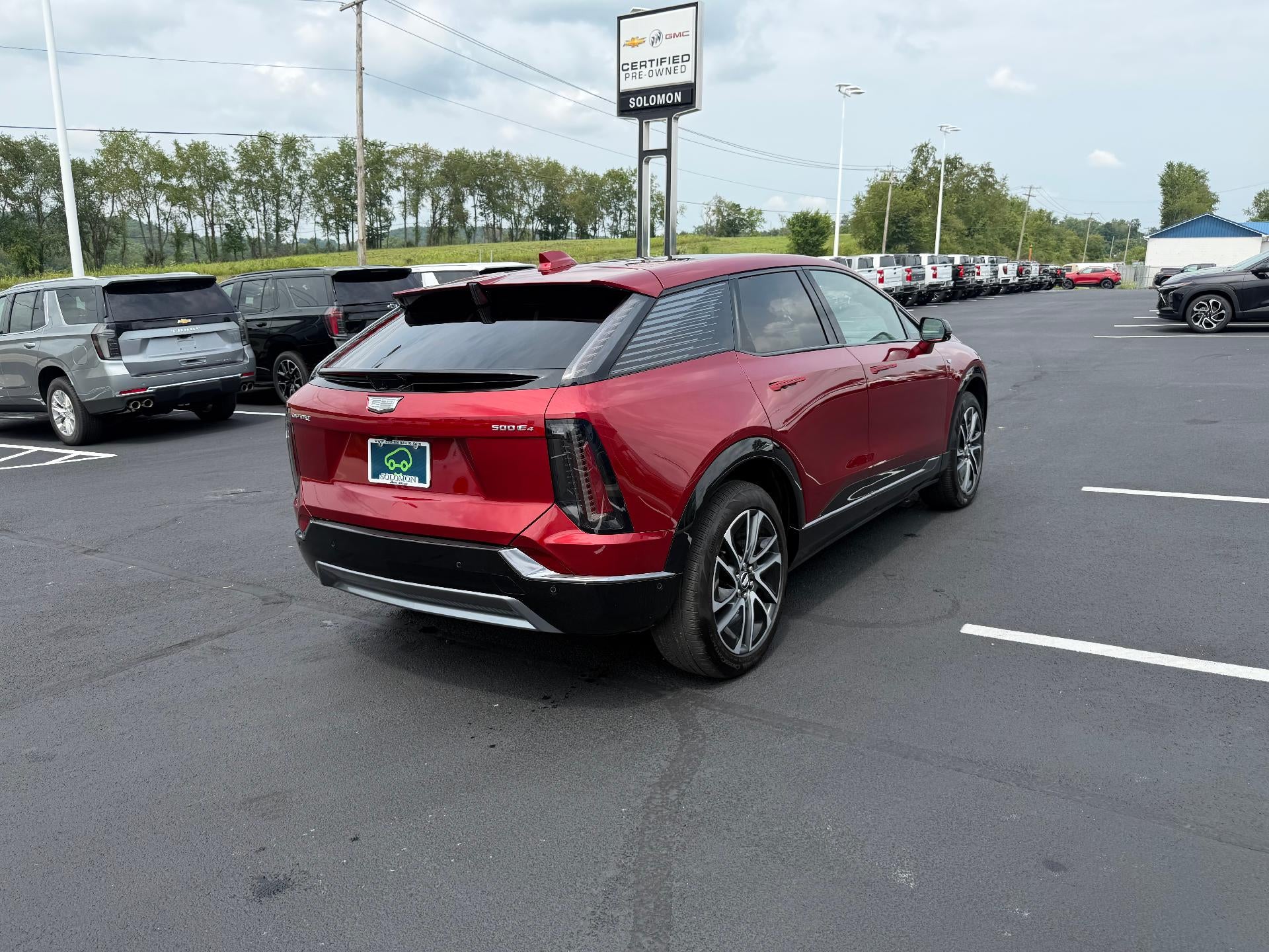2025 Cadillac OPTIQ Sport 2