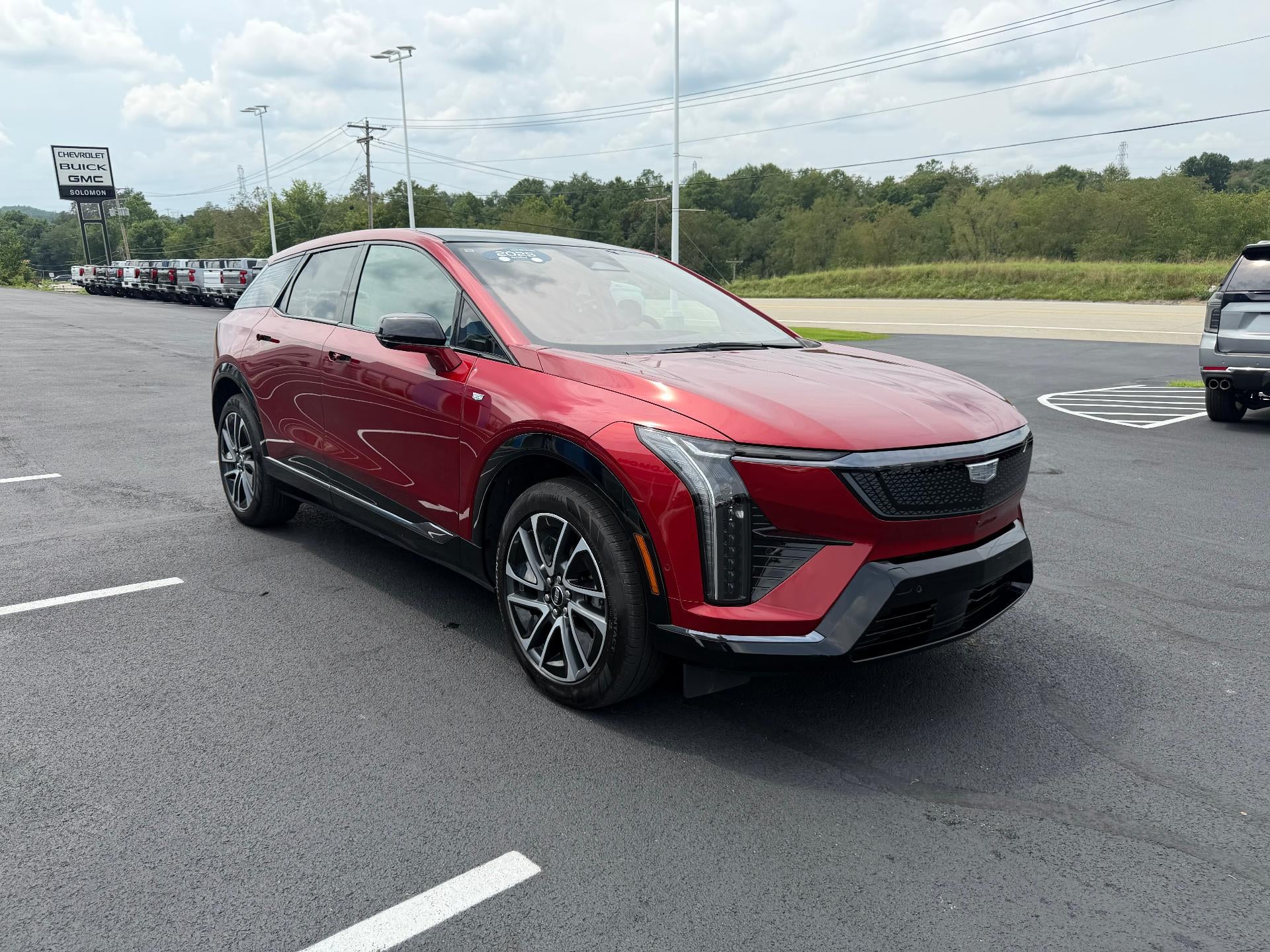 2025 Cadillac OPTIQ Sport 2