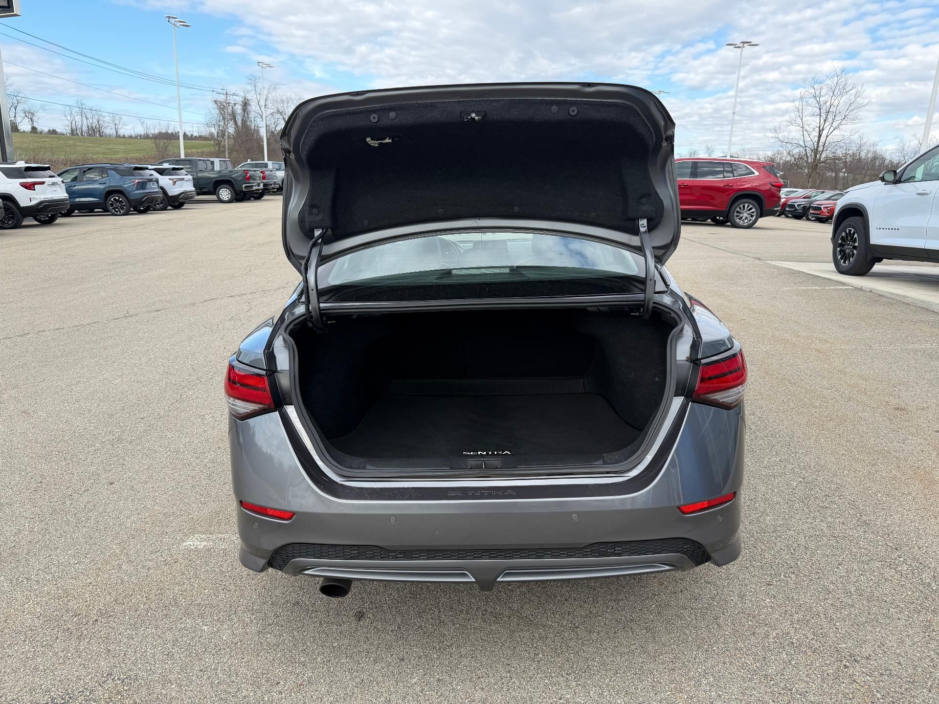 2022 Nissan Sentra SR Xtronic CVT