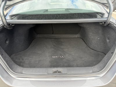 2022 Nissan Sentra SR Xtronic CVT