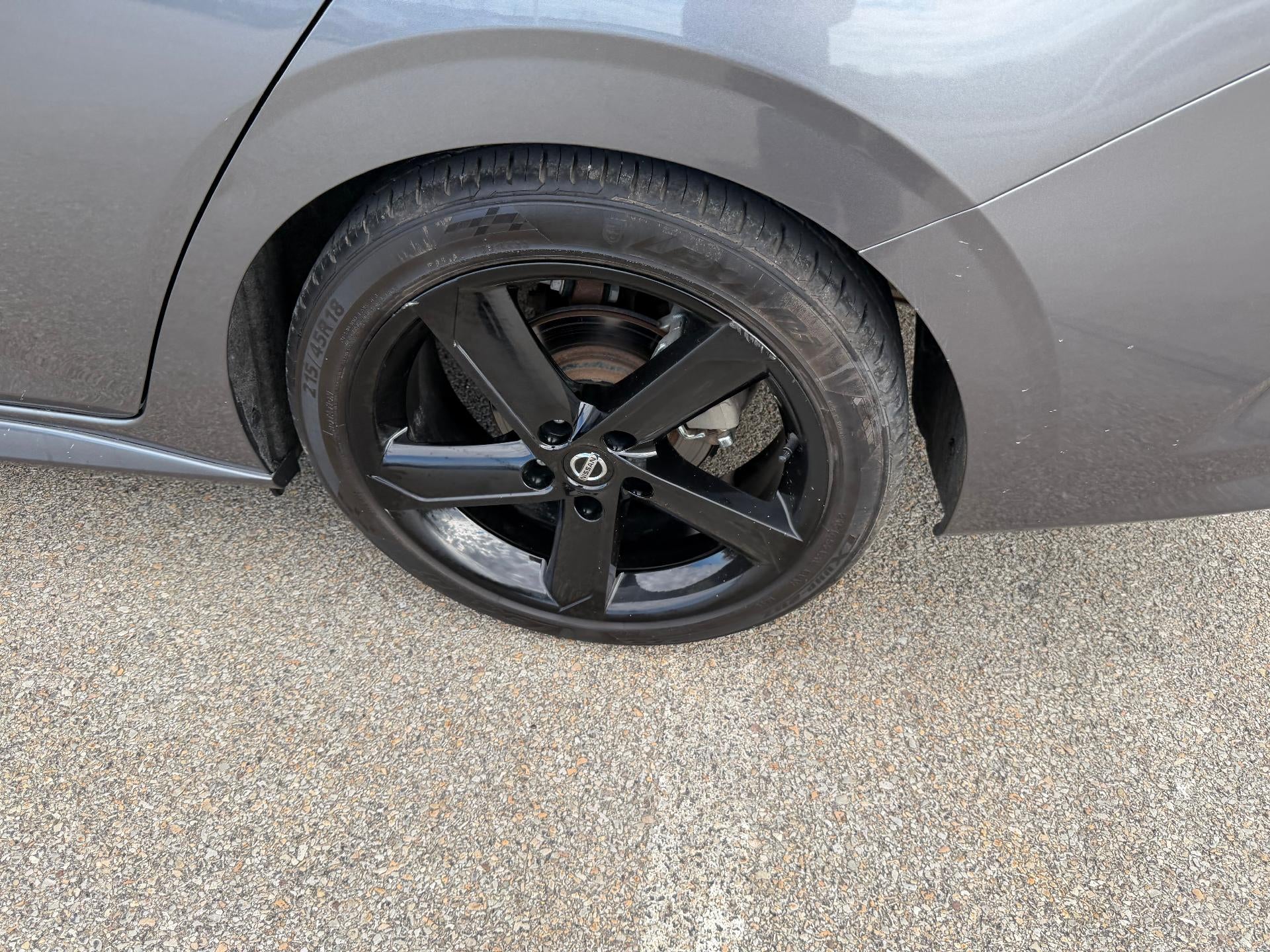 2022 Nissan Sentra SR Xtronic CVT