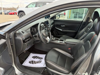 2022 Nissan Sentra SR Xtronic CVT