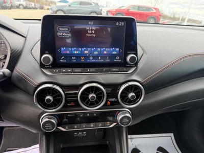 2022 Nissan Sentra SR Xtronic CVT