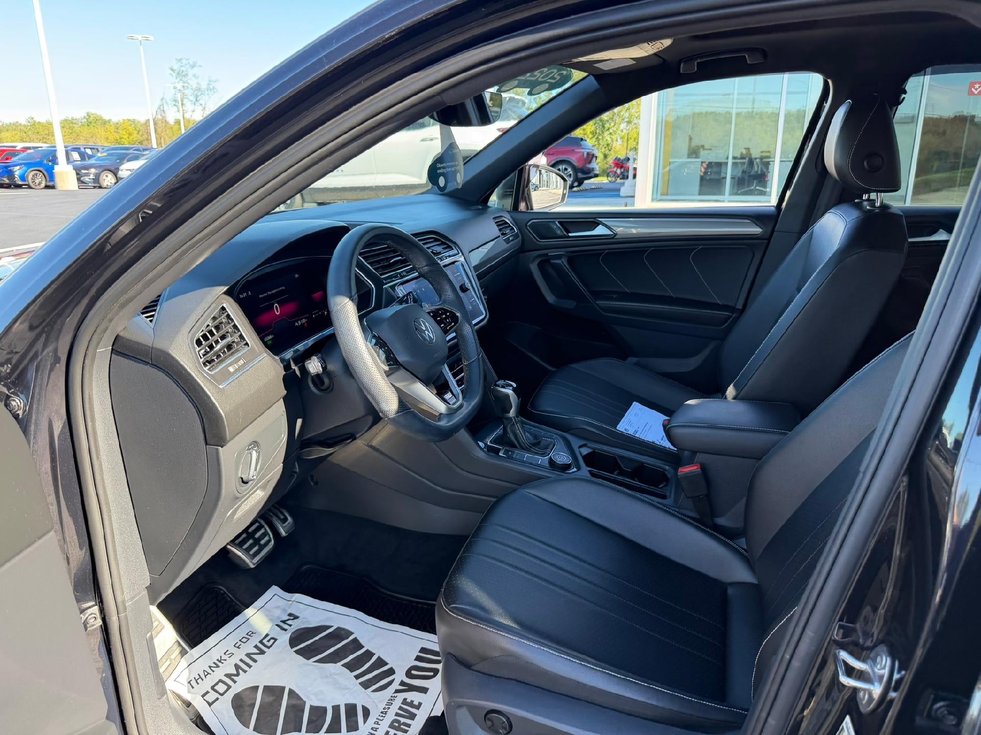 2022 Volkswagen Tiguan 2.0T SE R-Line Black