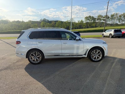 2024 BMW X7 xDrive40i