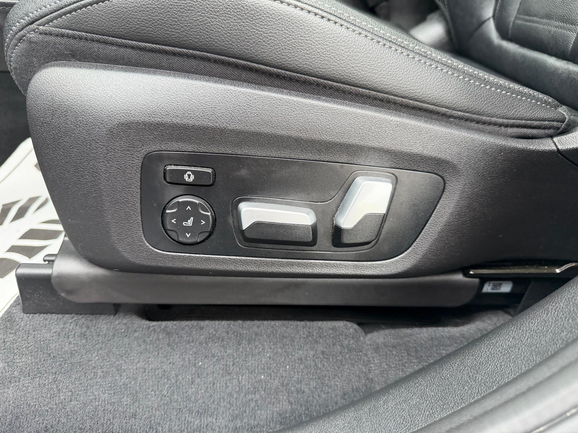 2021 BMW X3 M40i