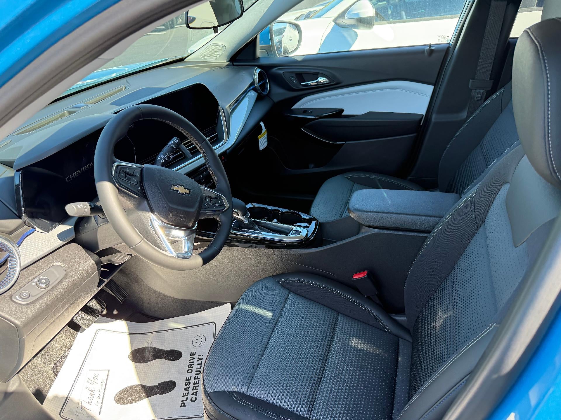 2026 Chevrolet Trax LT - Photo 12