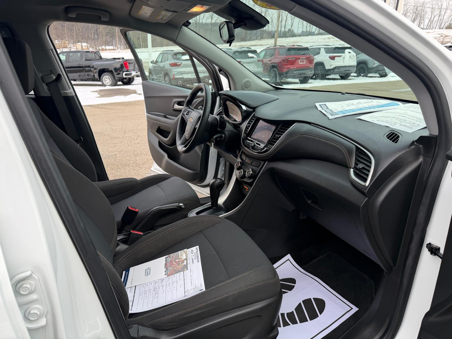 2022 Chevrolet Trax LS