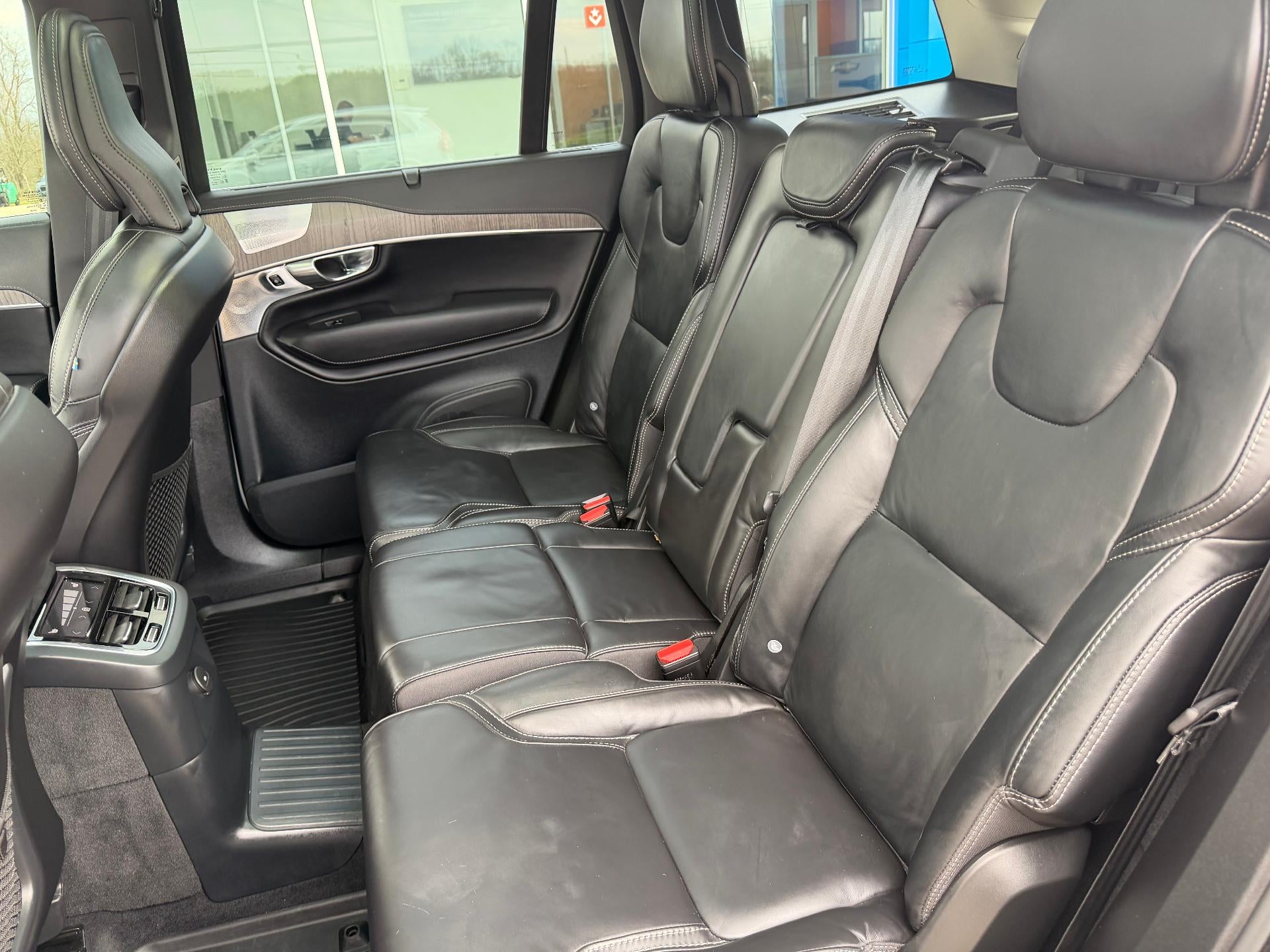 2023 Volvo XC90 Recharge Plug-In Hybrid T8 Ultimate Bright Theme 7-Seater