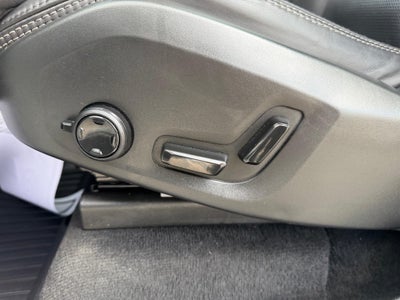 2023 Volvo XC90 Recharge Plug-In Hybrid T8 Ultimate Bright Theme 7-Seater