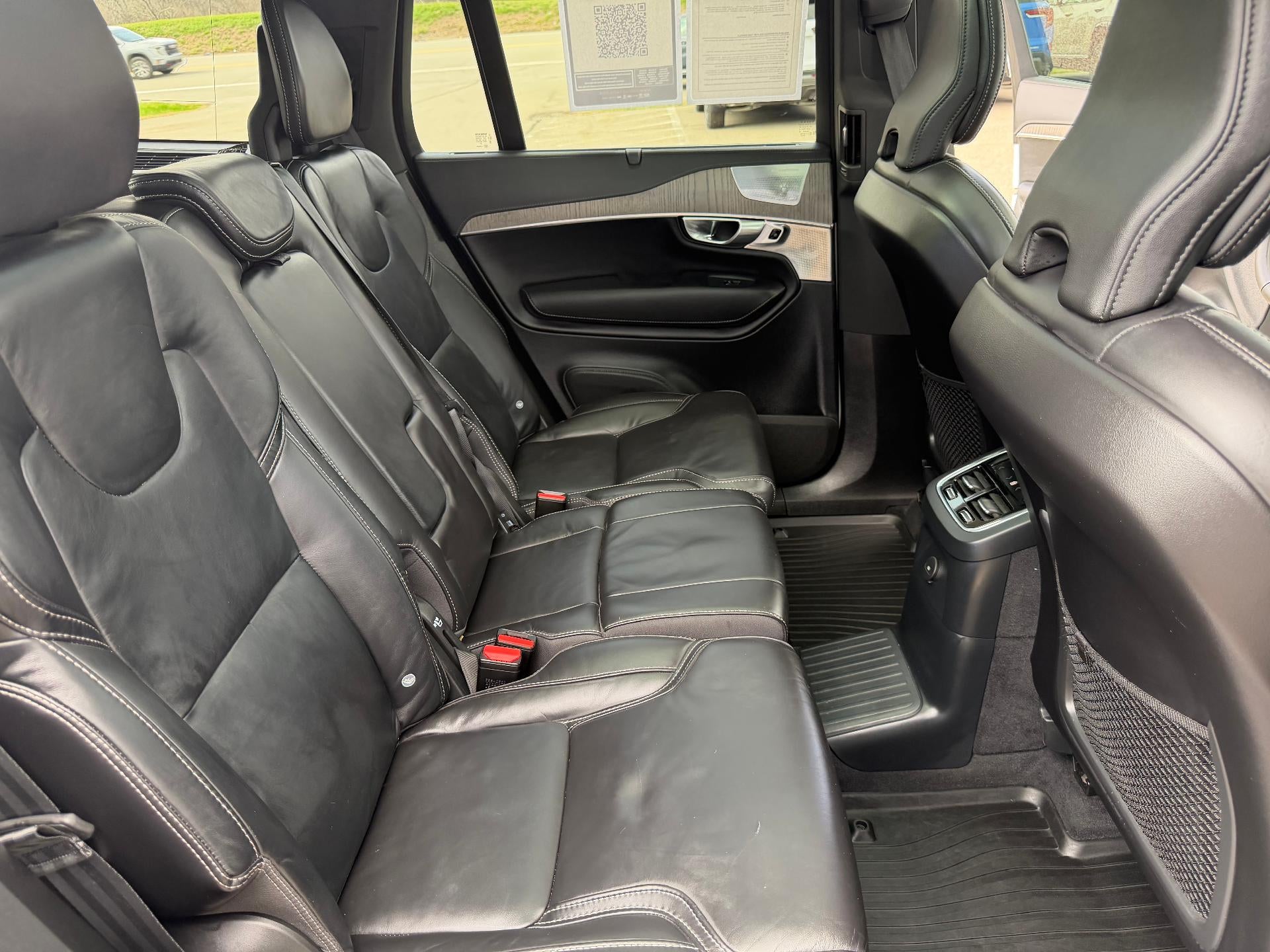 2023 Volvo XC90 Recharge Plug-In Hybrid T8 Ultimate Bright Theme 7-Seater