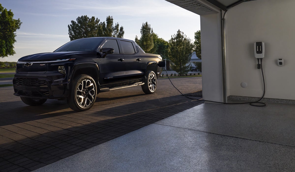 SOLOMON CHEVROLET BUICK GMC in McClellandtown PA